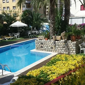 https://apartaments-mar-blau.catalonia-hotels.com