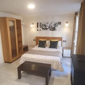 https://fan-rooms-carretera.es-andalucia.com